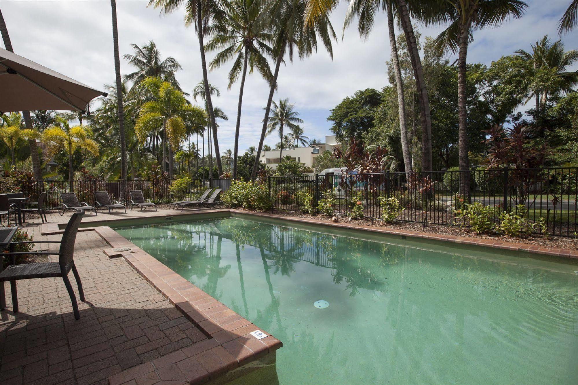 Seascape Holidays - Tropical Reef Apartments Port Douglas Exterior photo