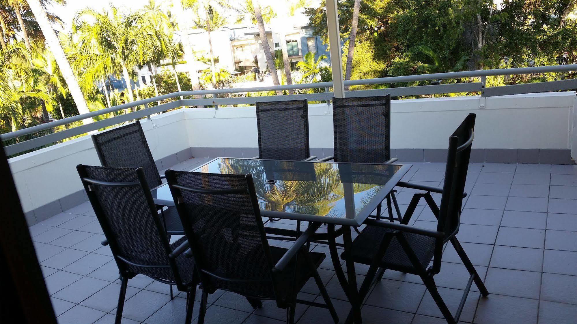 Seascape Holidays - Tropical Reef Apartments Port Douglas Exterior photo